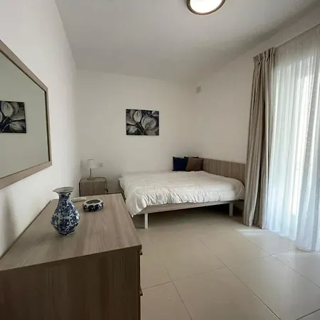 Stylish 3 Bedroom In The Heart Of 10 Sliema