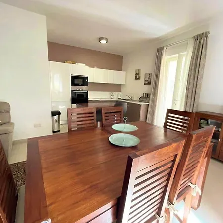 Apartment Stylish 3 Bedroom In The Heart Of 10