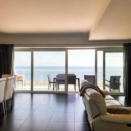 Apartment Stylish 3 Bedroom In The Heart Of 10 Sliema