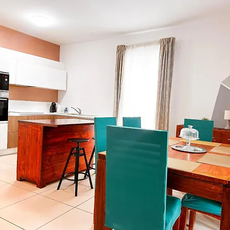 Stylish 3 Bedroom In The Heart Of S10 Sliema