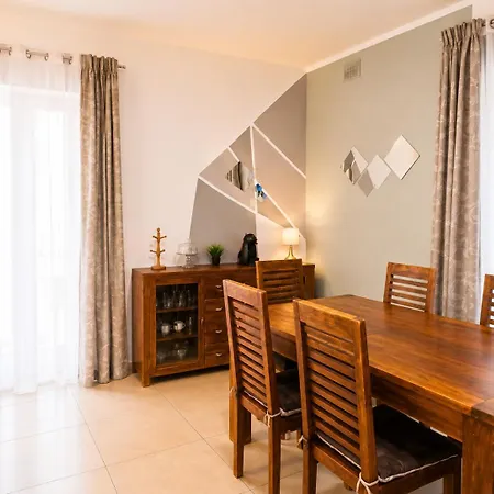 The Enigma - Sea View 10 Apartment Sliema