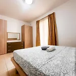 Apartmán The Enigma - Sea View 10 *